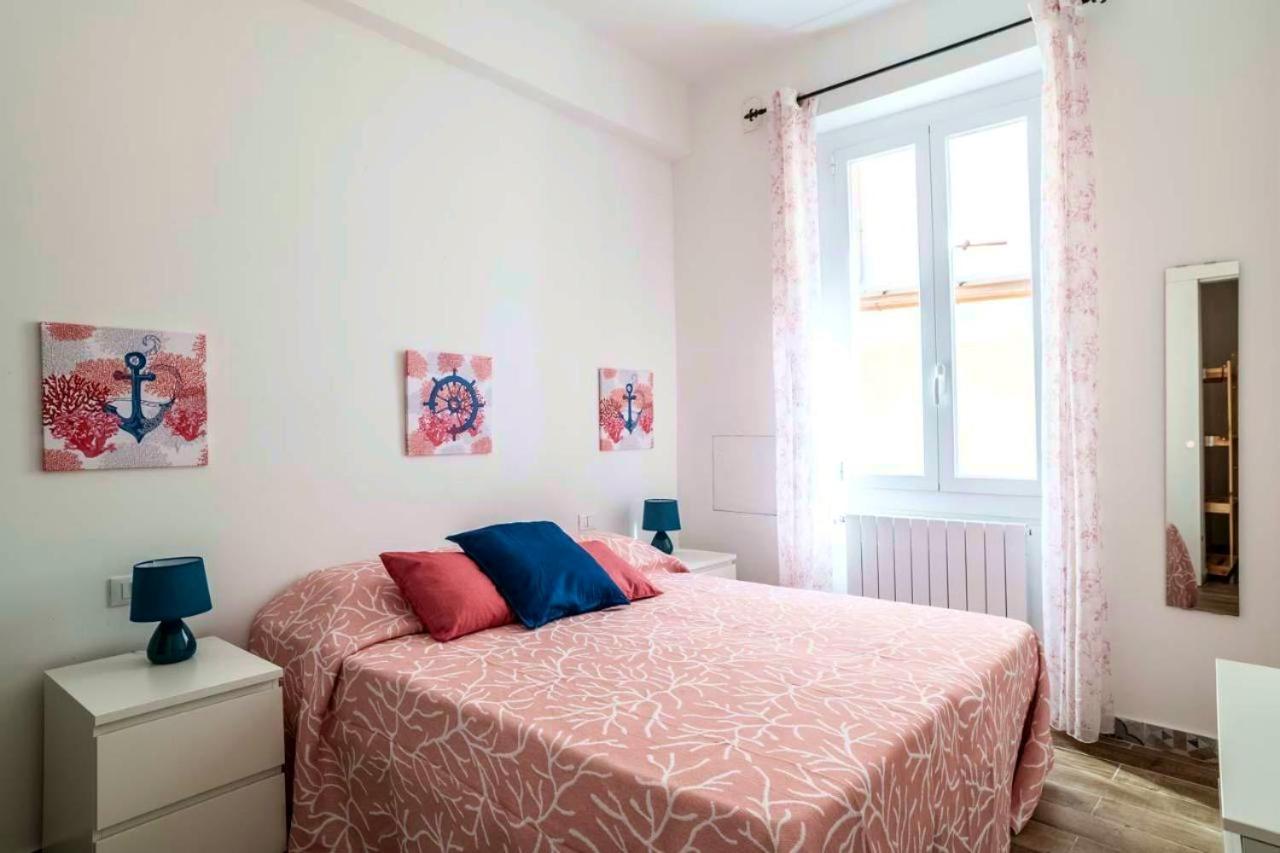 A Mae Riva - La Tua Casa Al Porto Antico Appartement Genua Buitenkant foto