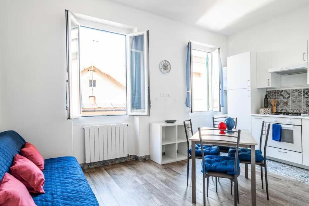 A Mae Riva - La Tua Casa Al Porto Antico Appartement Genua Buitenkant foto